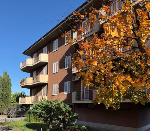 appartamento in vendita a Voghera in zona Campoferro