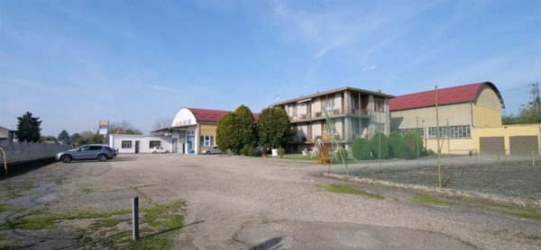 villa in vendita a Voghera