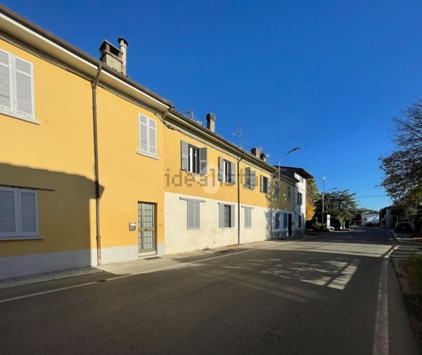 appartamento in vendita a Voghera in zona Torremenapace