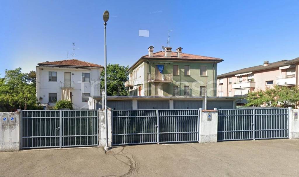 quadrivano in vendita a Voghera