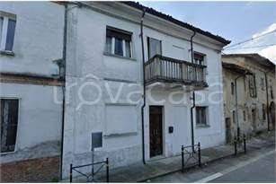 casa indipendente in vendita a Voghera