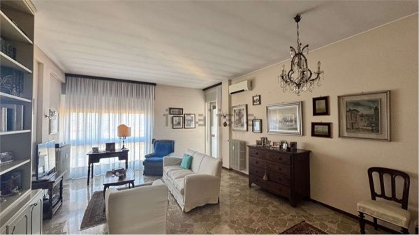 appartamento in vendita a Voghera