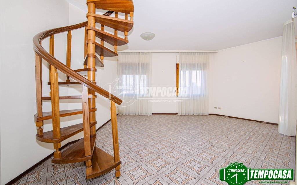 appartamento in vendita a Voghera