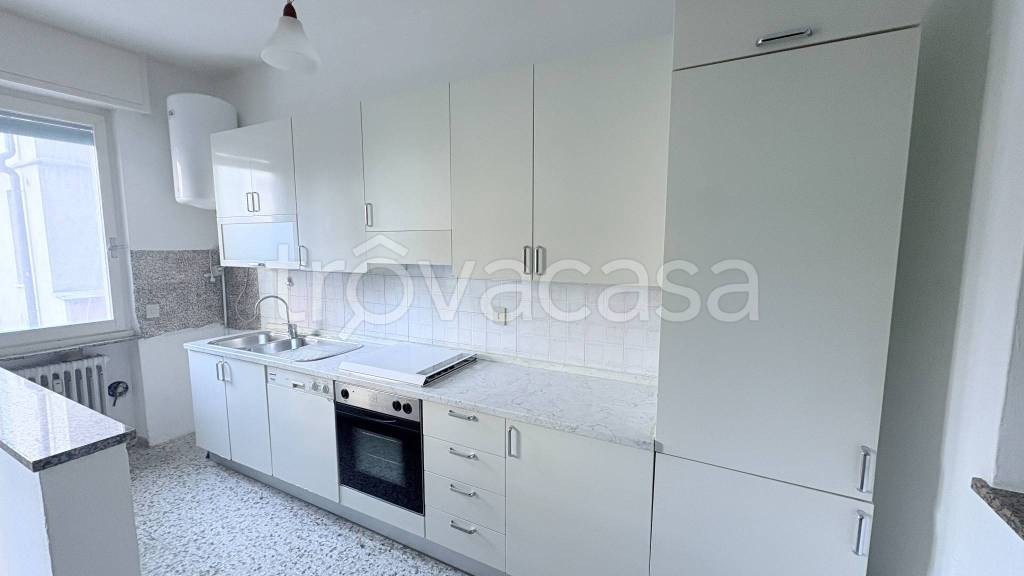 appartamento in vendita a Voghera