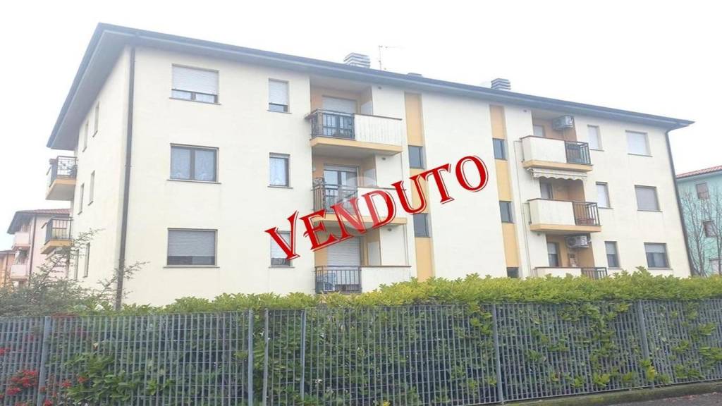 appartamento in vendita a Voghera