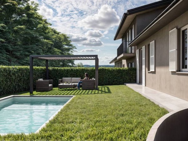 casa indipendente in vendita a Voghera