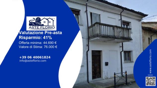 casale in vendita a Voghera in zona Oriolo