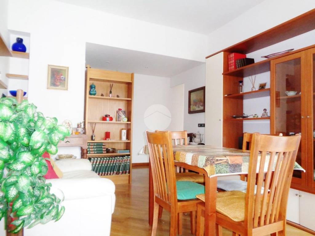 appartamento in vendita a Voghera