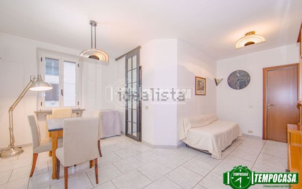 appartamento in vendita a Voghera in zona Oriolo