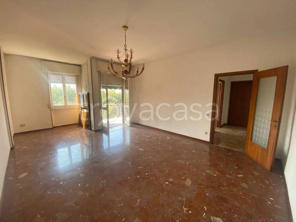 appartamento in vendita a Voghera