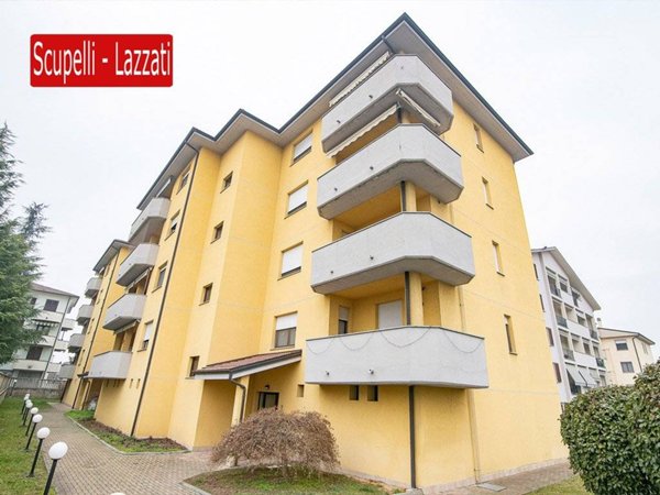 appartamento in vendita a Voghera in zona Campoferro