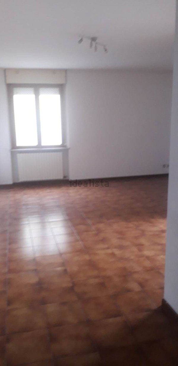 appartamento in vendita a Voghera