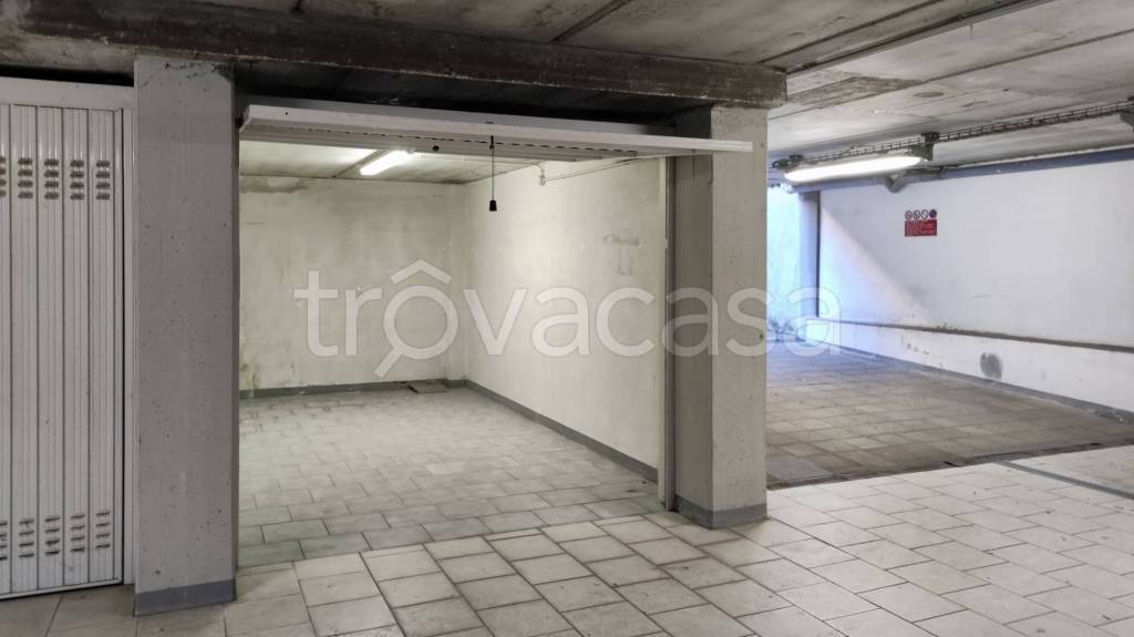 ufficio in vendita a Voghera