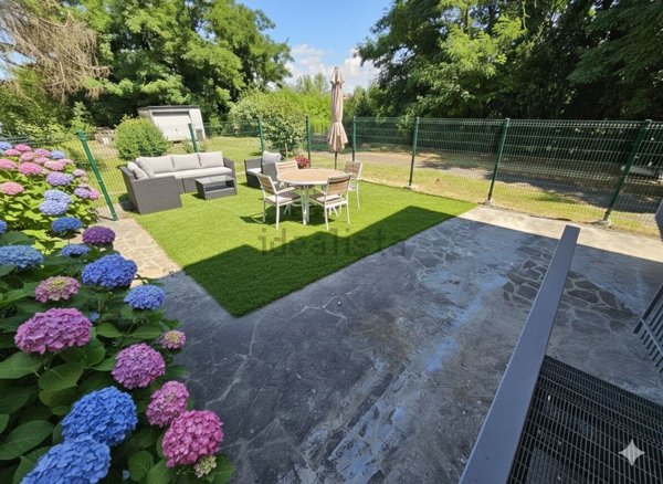 appartamento in vendita a Voghera