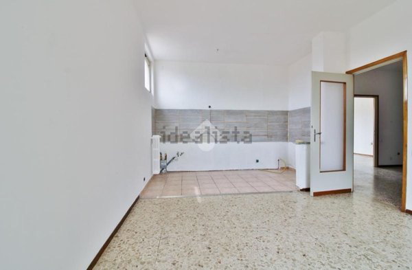 appartamento in vendita a Voghera