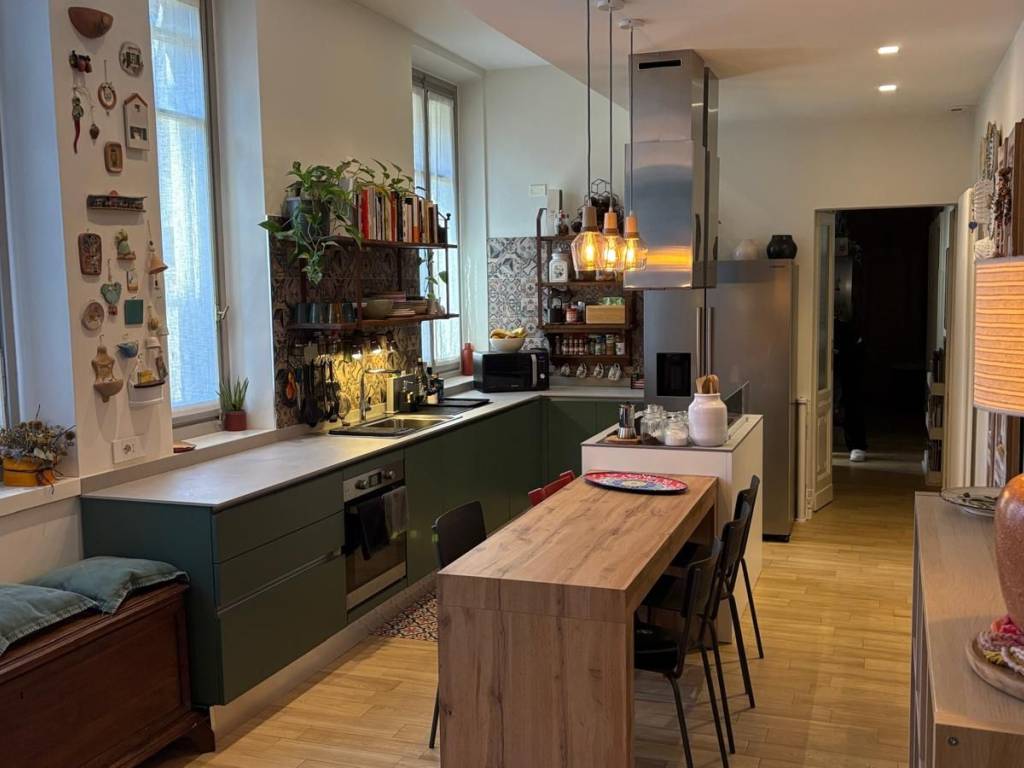 casa indipendente in vendita a Voghera