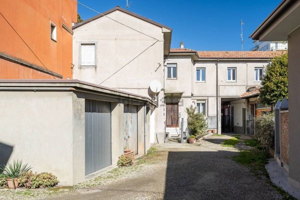 appartamento in vendita a Voghera