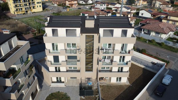 appartamento in vendita a Voghera