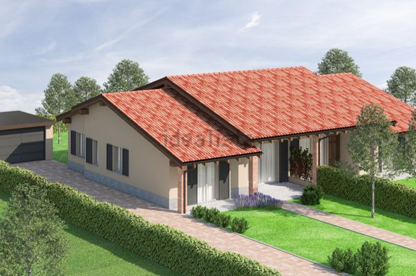 casa indipendente in vendita a Voghera