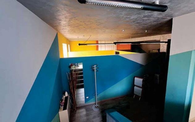 negozio in vendita a Voghera