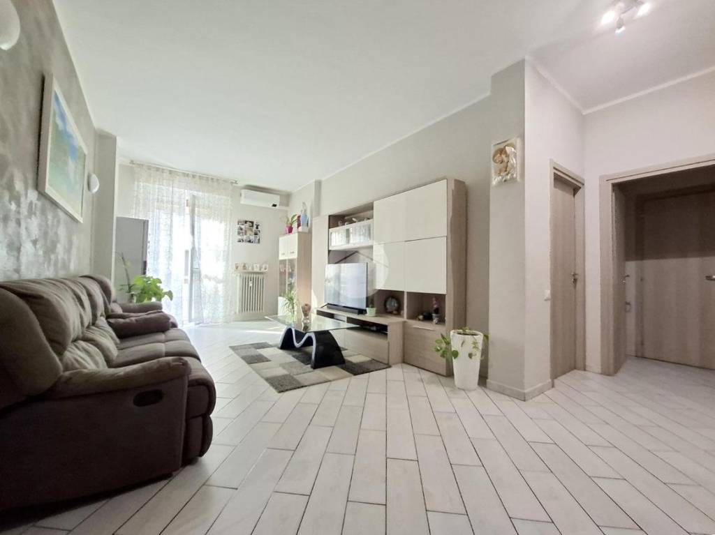 appartamento in vendita a Voghera