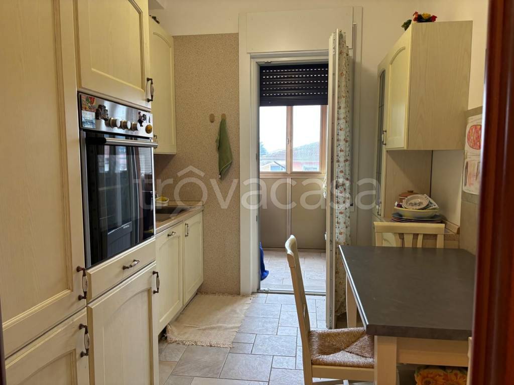 appartamento in vendita a Voghera