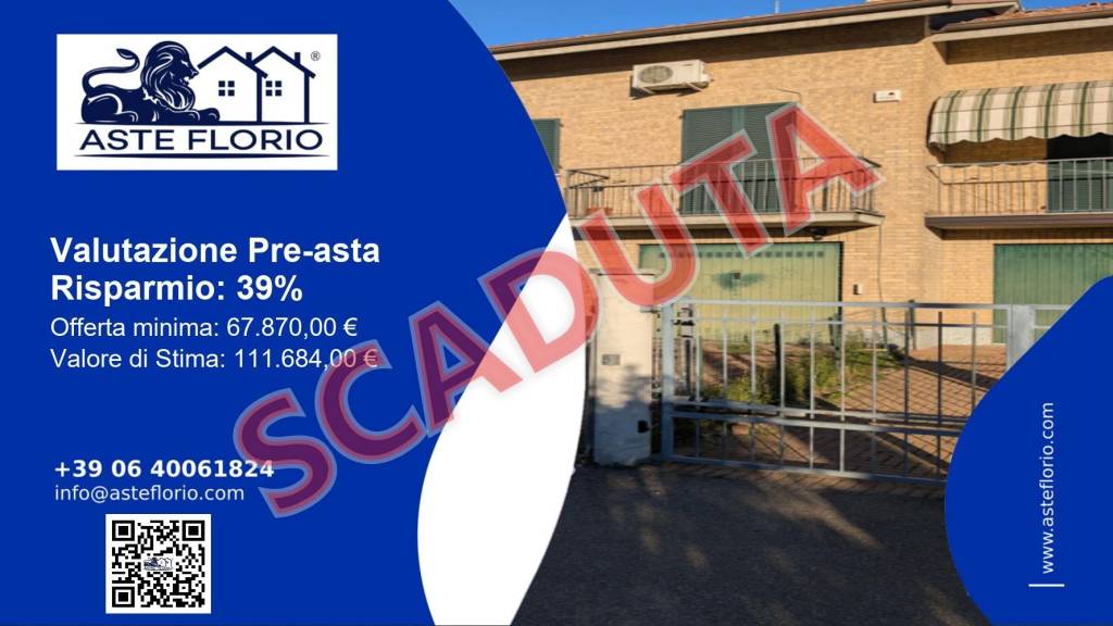 casa indipendente in vendita a Voghera