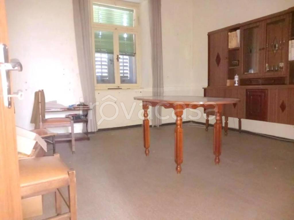 appartamento in vendita a Voghera