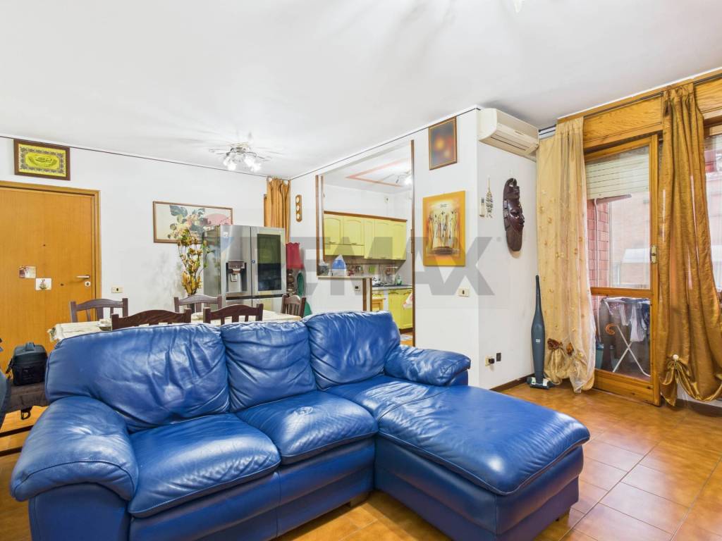 appartamento in vendita a Voghera in zona Campoferro