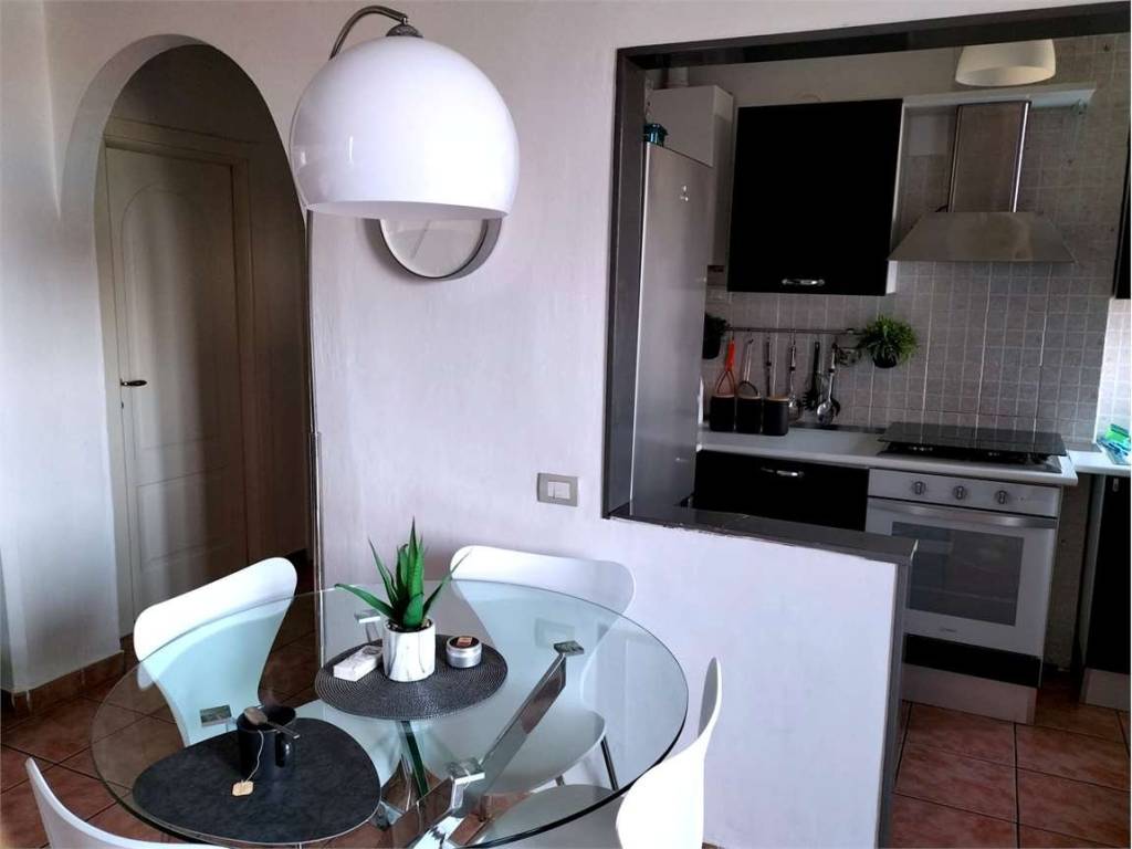 appartamento in vendita a Voghera in zona Valle