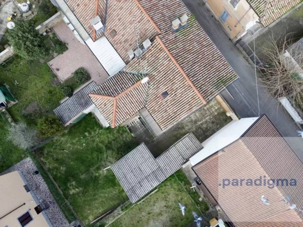 casa indipendente in vendita a Voghera in zona Campoferro