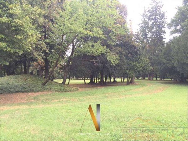 casa indipendente in vendita a Voghera in zona Campoferro