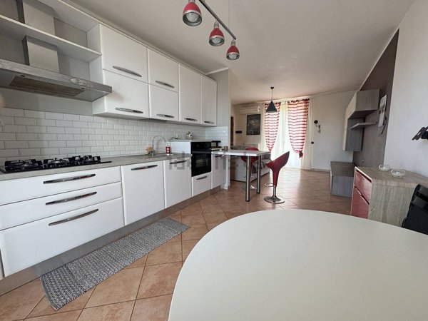 casa indipendente in vendita a Voghera