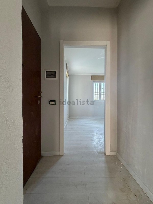 casa indipendente in vendita a Voghera