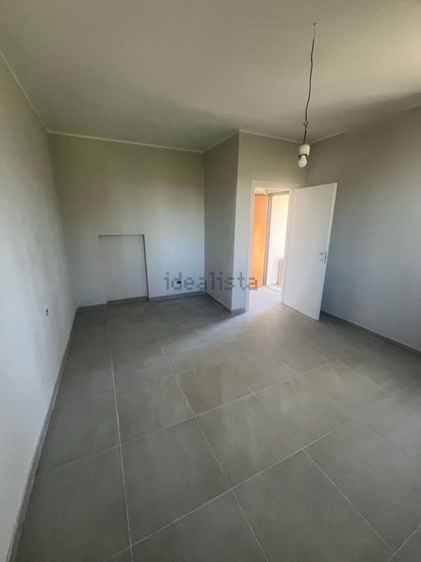 casa indipendente in vendita a Voghera