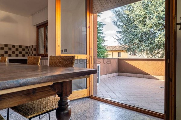 casa indipendente in vendita a Voghera