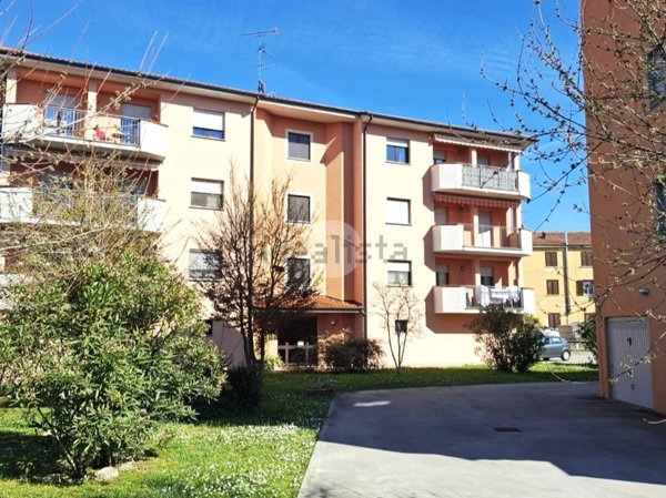 appartamento in vendita a Voghera