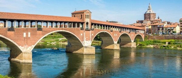 negozio in vendita a Voghera