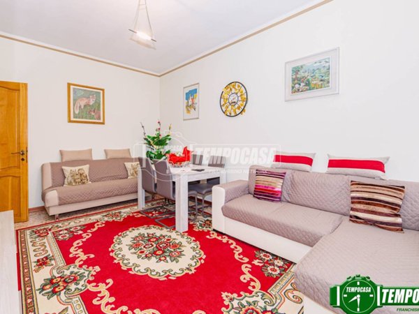 appartamento in vendita a Voghera in zona Campoferro