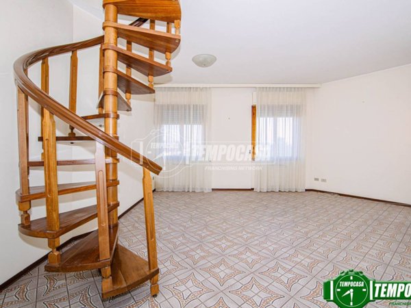 appartamento in vendita a Voghera