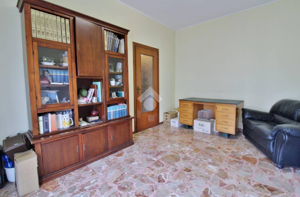 appartamento in vendita a Voghera