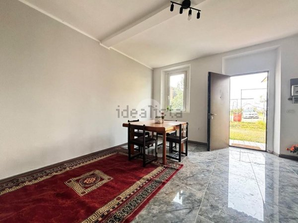 appartamento in vendita a Voghera in zona Valle