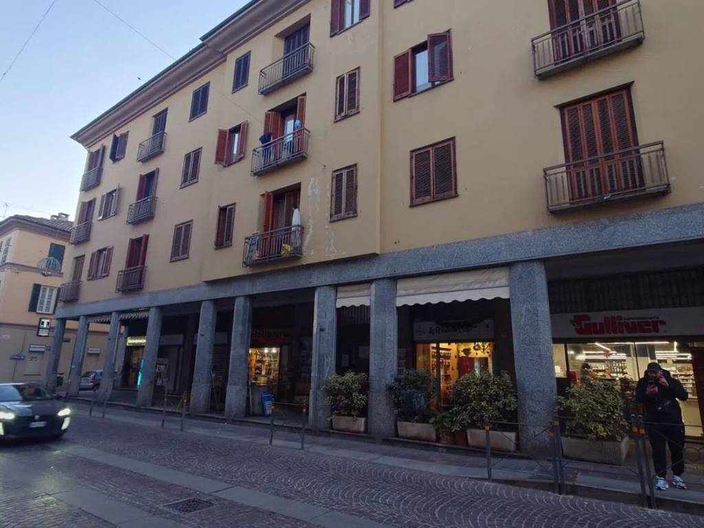 appartamento in vendita a Voghera