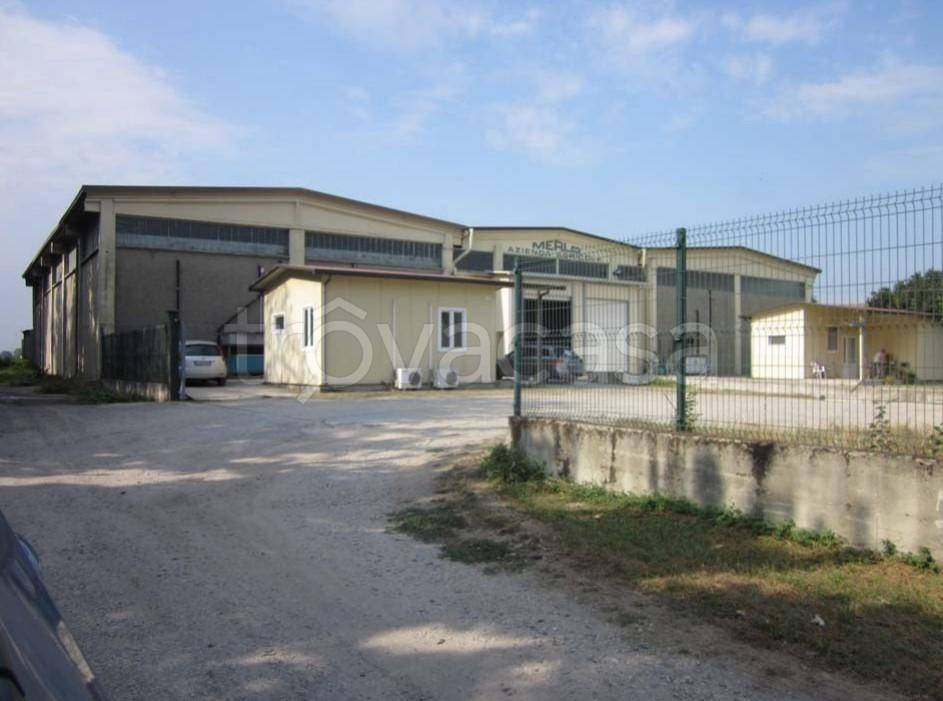 terreno agricolo in vendita a Voghera in zona Campoferro