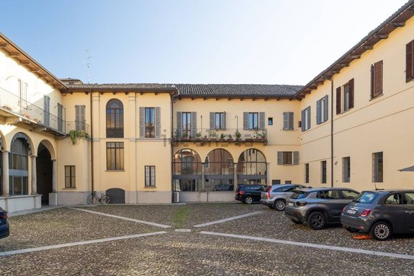 ufficio in vendita a Voghera