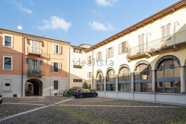ufficio in vendita a Voghera