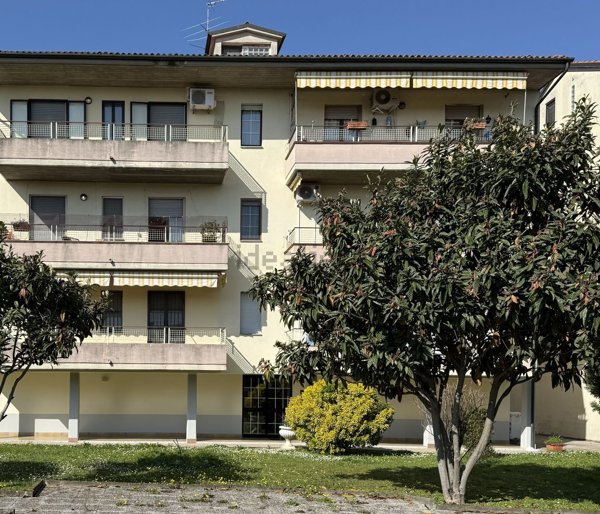 appartamento in vendita a Voghera