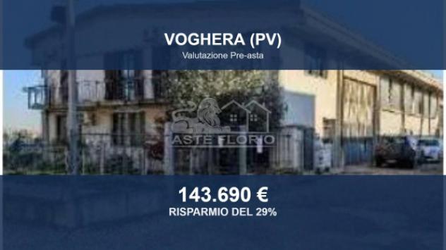 locale commerciale in vendita a Voghera