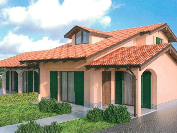 casa indipendente in vendita a Voghera