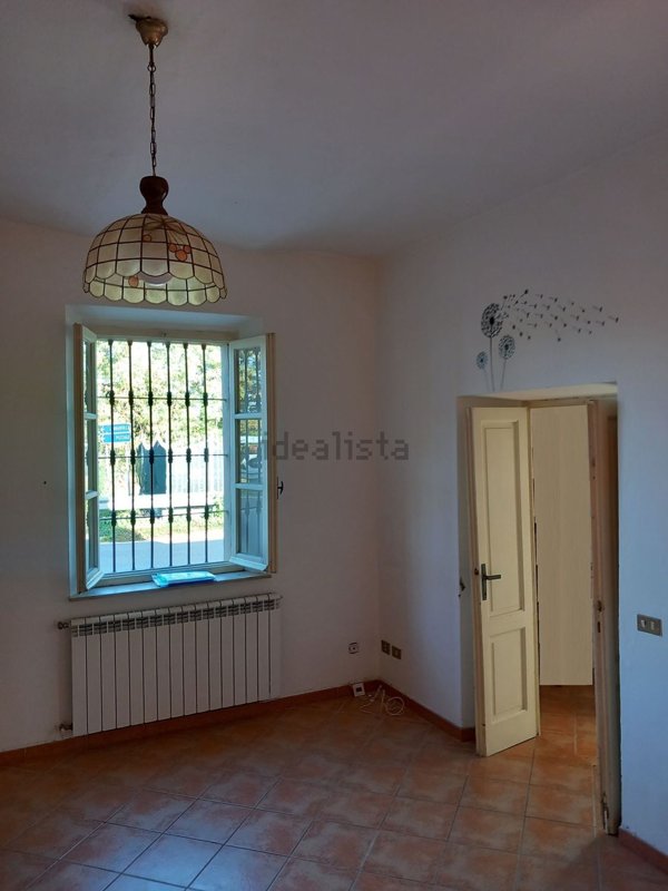 appartamento in vendita a Voghera in zona Oriolo